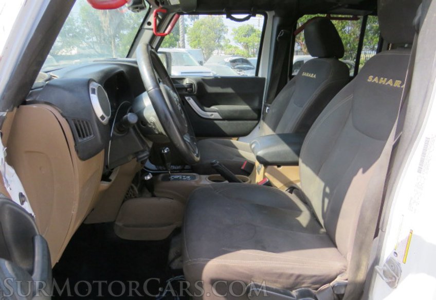 2015 Jeep Wrangler Unlimited - Image 22