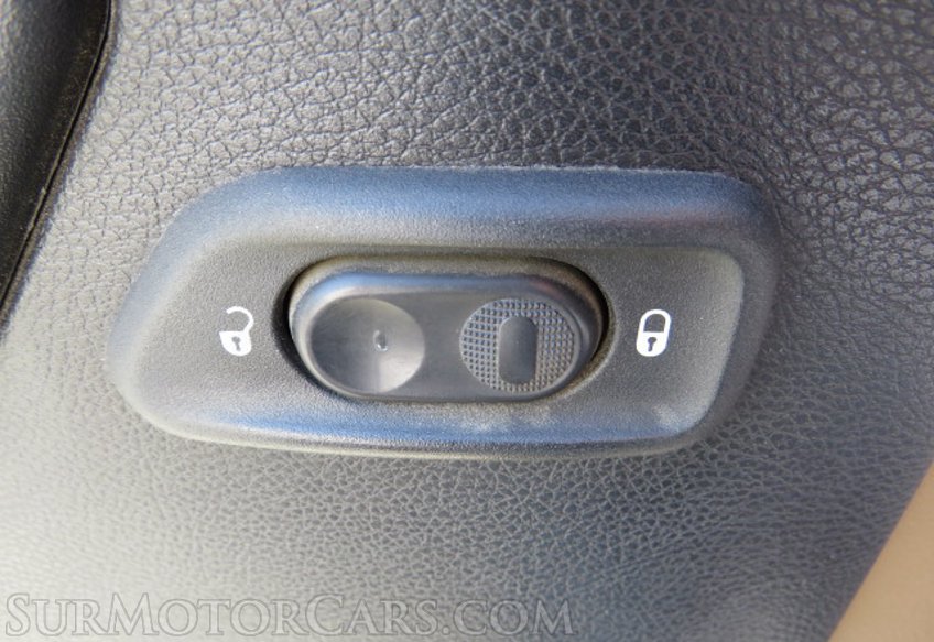 2015 Jeep Wrangler Unlimited - Image 36