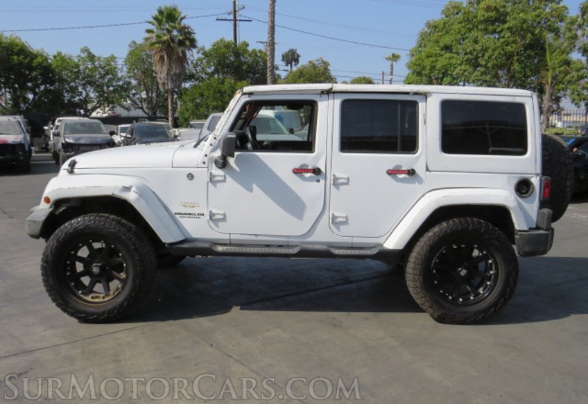 2015 Jeep Wrangler Unlimited - Image 12