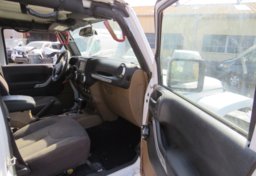 2015 Jeep Wrangler Unlimited - Image 19