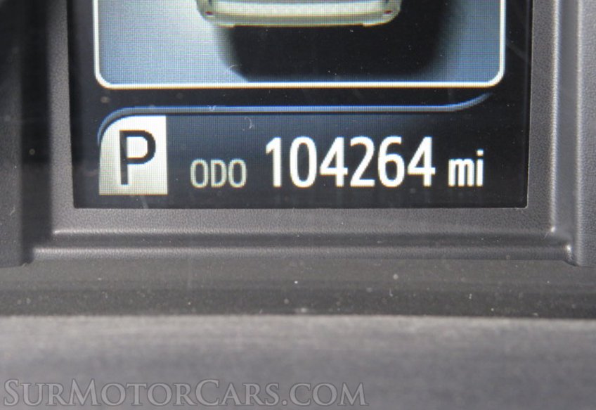 2016 Toyota Sienna - Image 30
