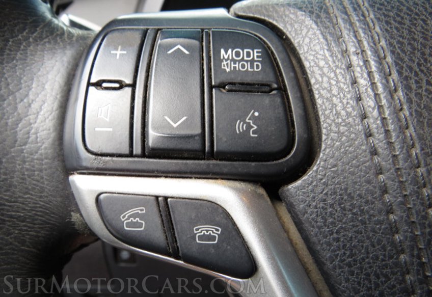 2016 Toyota Sienna - Image 32