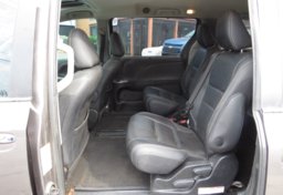 2016 Toyota Sienna - Image 27