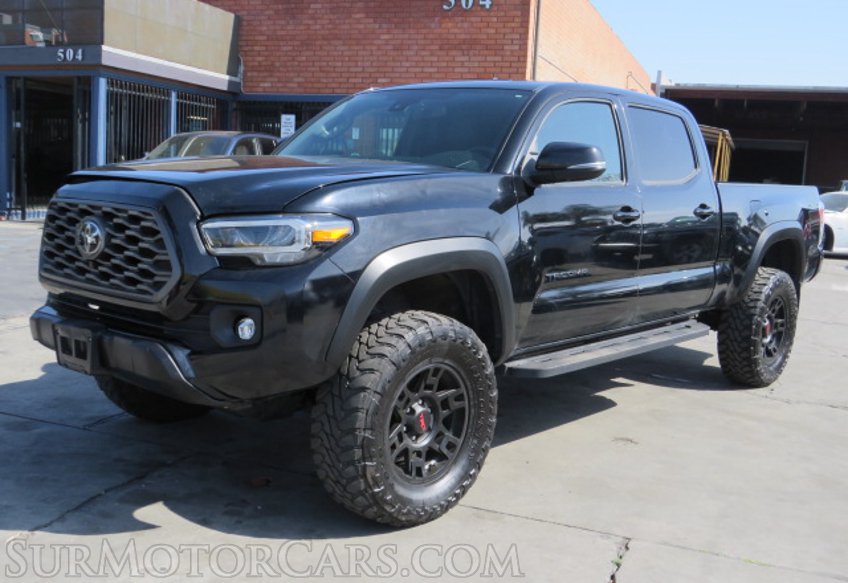 2020 Toyota Tacoma 4WD - Image 3