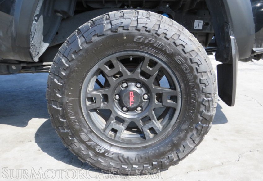 2020 Toyota Tacoma 4WD - Image 23