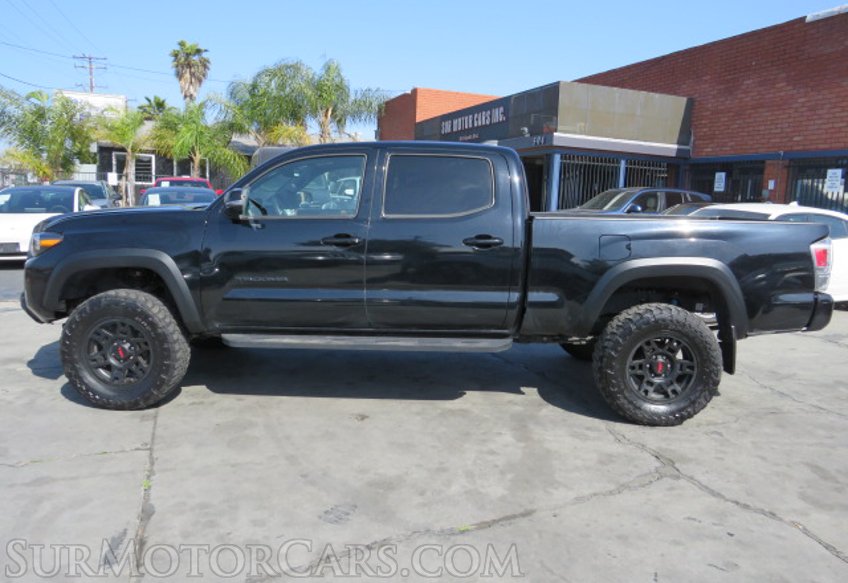 2020 Toyota Tacoma 4WD - Image 5