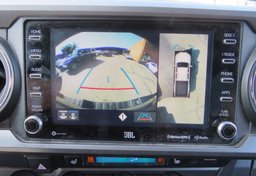 2020 Toyota Tacoma 4WD - Image 38