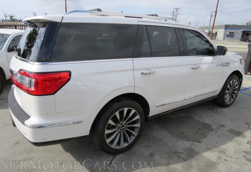 2018 Lincoln Navigator - Image 9