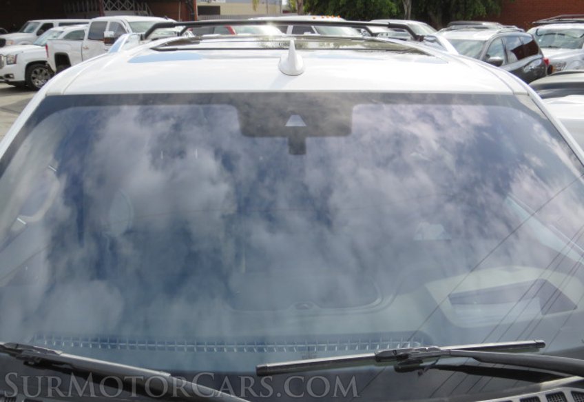 2018 Lincoln Navigator - Image 17