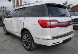 2018 Lincoln Navigator - Image 8