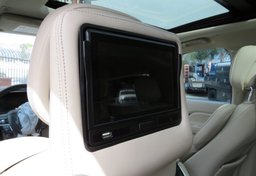 2018 Lincoln Navigator - Image 35