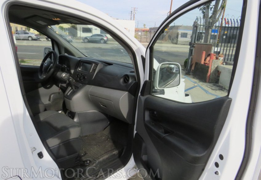 2020 Nissan NV200 Compact Cargo - Image 18