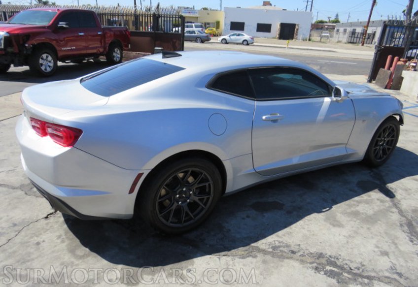 2019 Chevrolet Camaro - Image 5