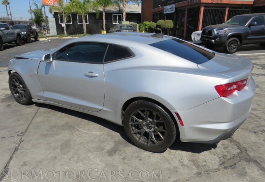 2019 Chevrolet Camaro - Image 6