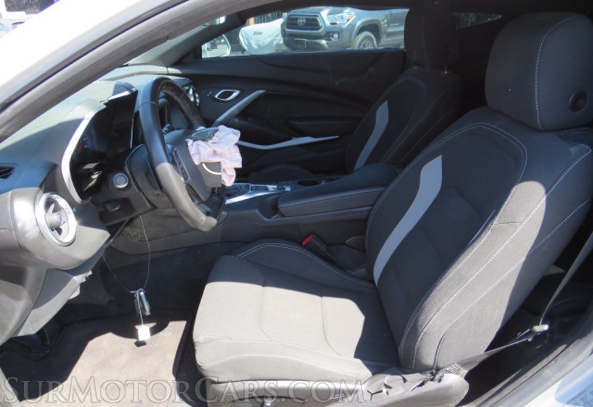 2019 Chevrolet Camaro - Image 20