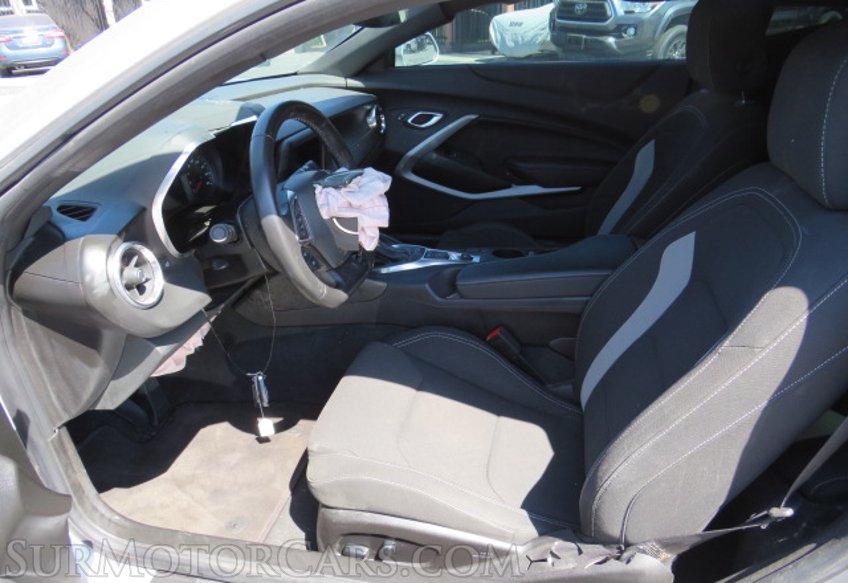 2019 Chevrolet Camaro - Image 22