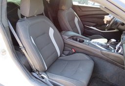 2019 Chevrolet Camaro - Image 21