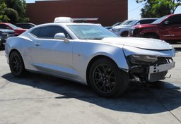 2019 Chevrolet Camaro - Image 3