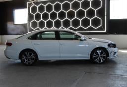 Thumbnail of 2021 Volkswagen Passat