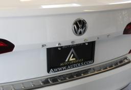 Thumbnail of 2021 Volkswagen Passat