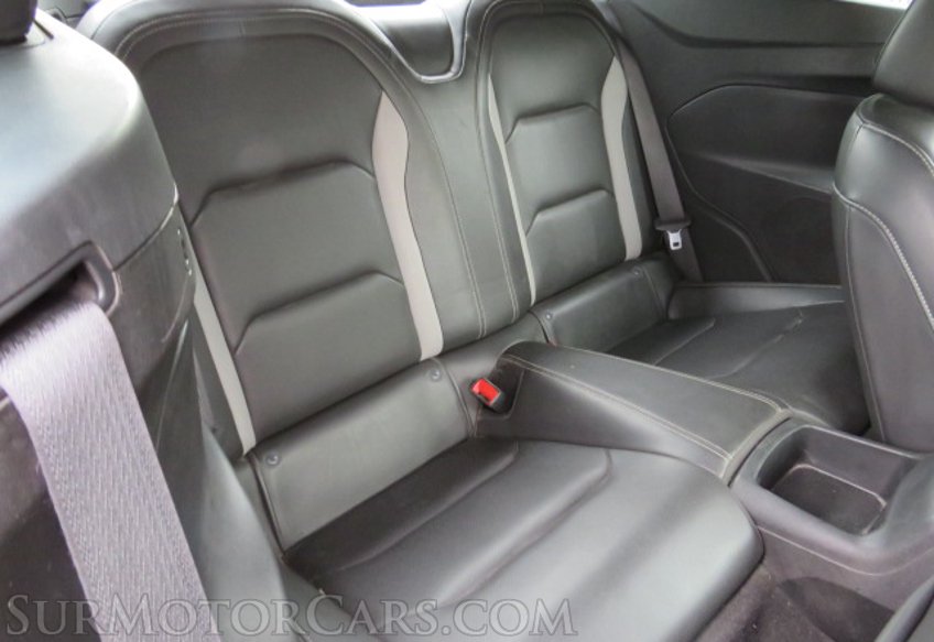 2020 Chevrolet Camaro - Image 37