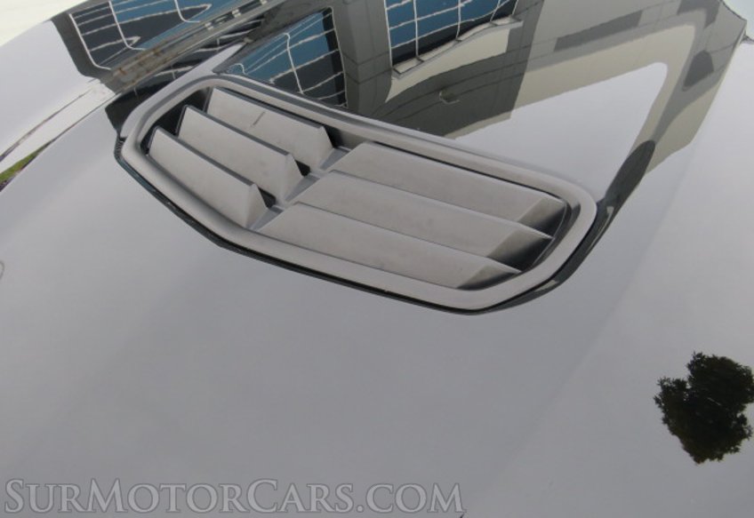 2020 Chevrolet Camaro - Image 25