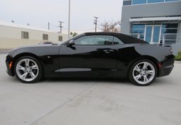 2020 Chevrolet Camaro - Image 10