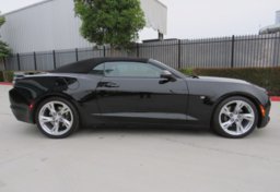 2020 Chevrolet Camaro - Image 9