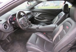 2020 Chevrolet Camaro - Image 33