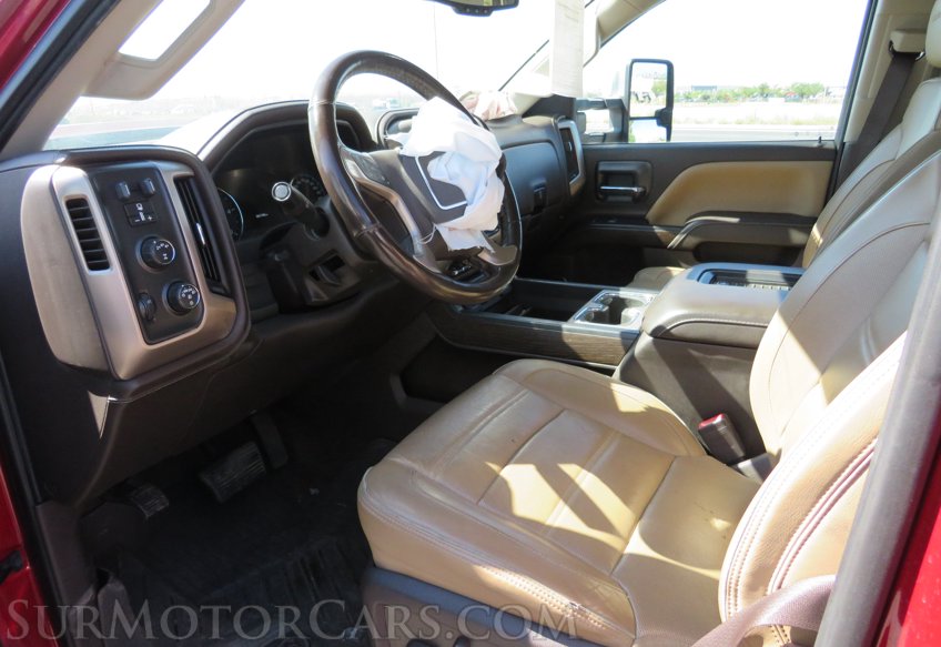 2018 GMC Sierra 2500HD - Image 31