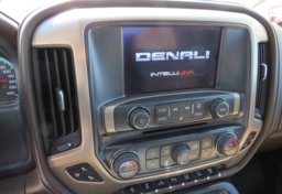 2018 GMC Sierra 2500HD - Image 45