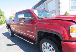 2018 GMC Sierra 2500HD - Image 12