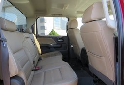 2018 GMC Sierra 2500HD - Image 37