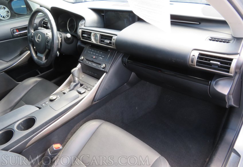2015 Lexus IS 250 - Image 22