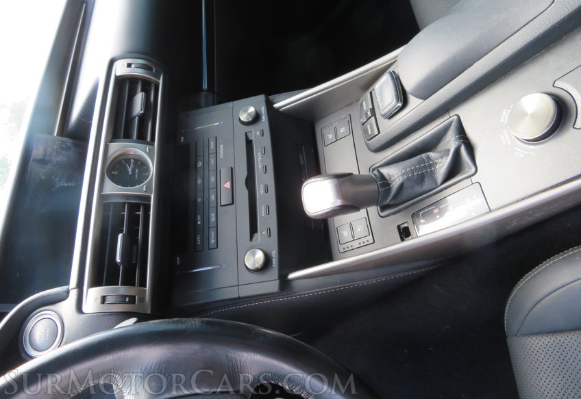 2015 Lexus IS 250 - Image 33