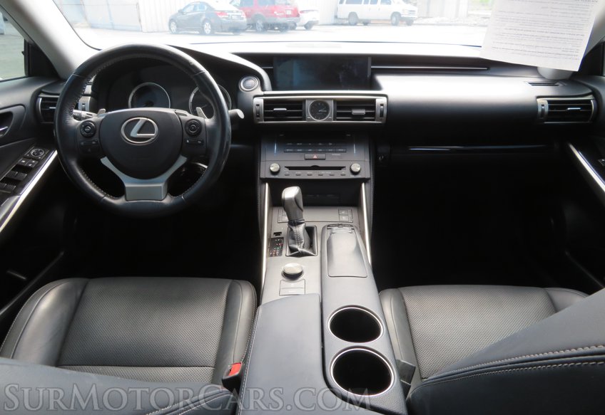 2015 Lexus IS 250 - Image 21
