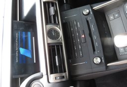 2015 Lexus IS 250 - Image 34