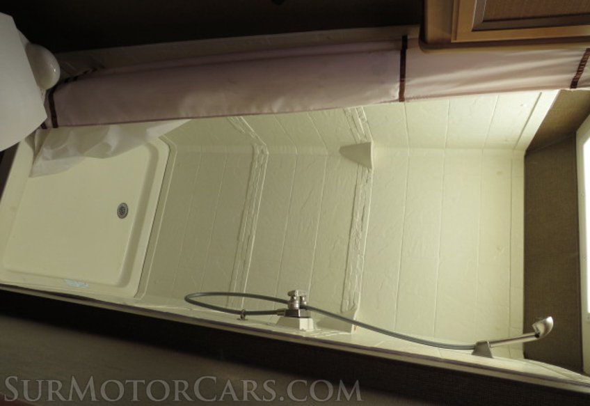 2016 Ford Thor Motor Coach - Image 74