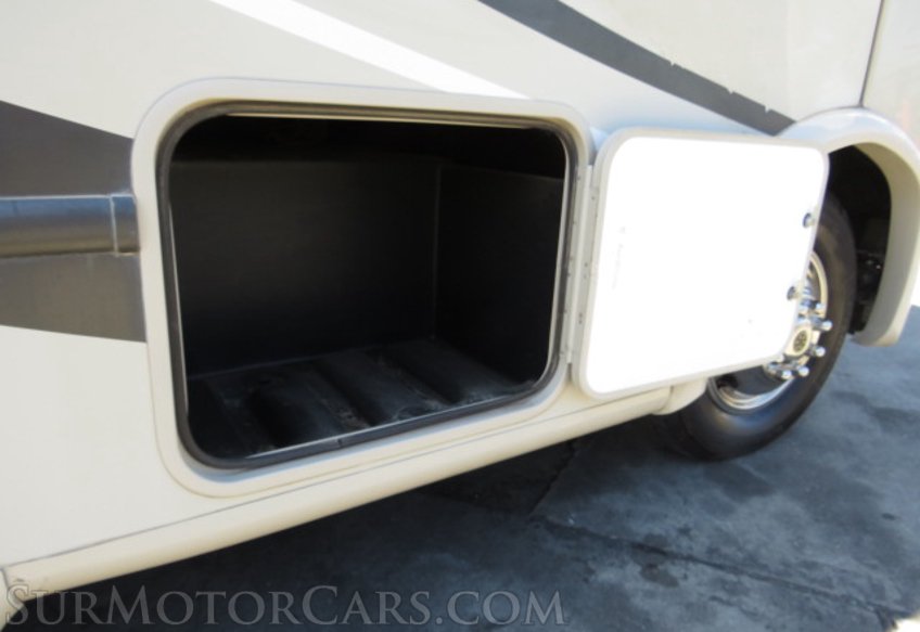 2016 Ford Thor Motor Coach - Image 30