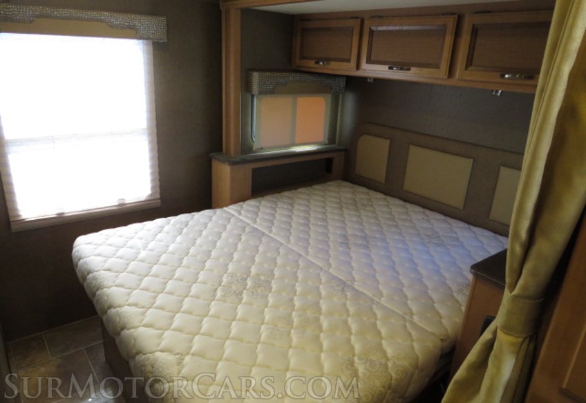 2016 Ford Thor Motor Coach - Image 77