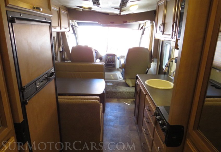 2016 Ford Thor Motor Coach - Image 57