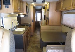 2016 Ford Thor Motor Coach - Image 56
