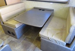 2016 Ford Thor Motor Coach - Image 64