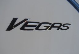 2016 Ford Thor Motor Coach - Image 25