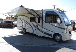 2016 Ford Thor Motor Coach - Image 15