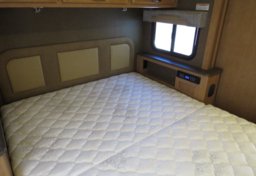 2016 Ford Thor Motor Coach - Image 75