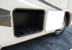 2016 Ford Thor Motor Coach - Image 30