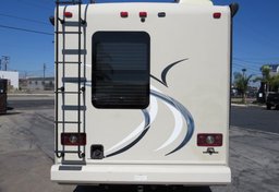 2016 Ford Thor Motor Coach - Image 13