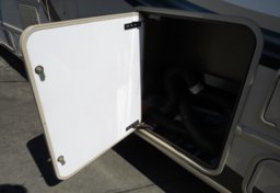 2016 Ford Thor Motor Coach - Image 27