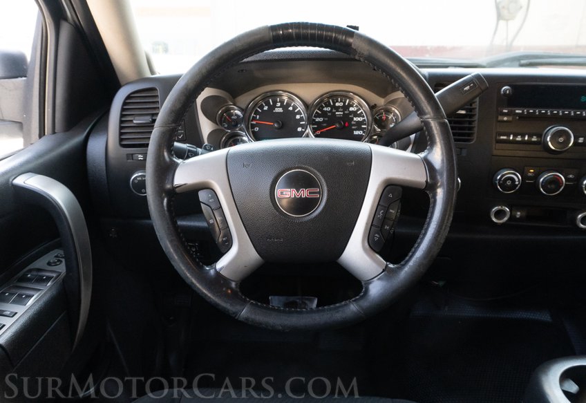 2014 GMC Sierra 2500HD - Image 23